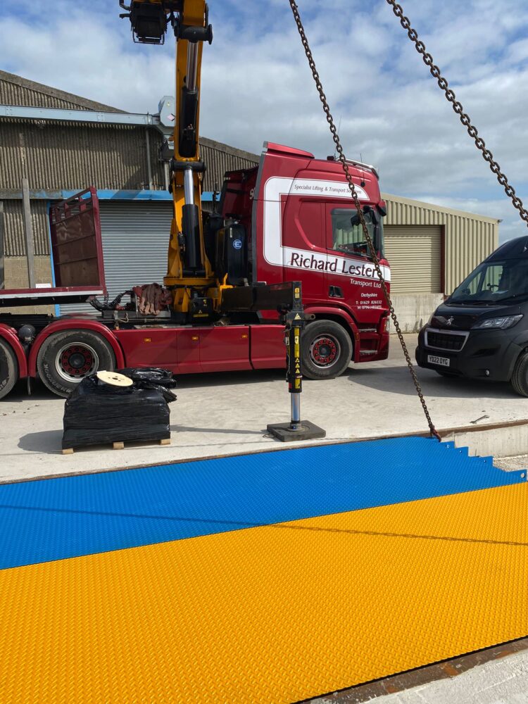 Flying the Flag – Parkerfarm Weighbridge customer shows support for Ukraine